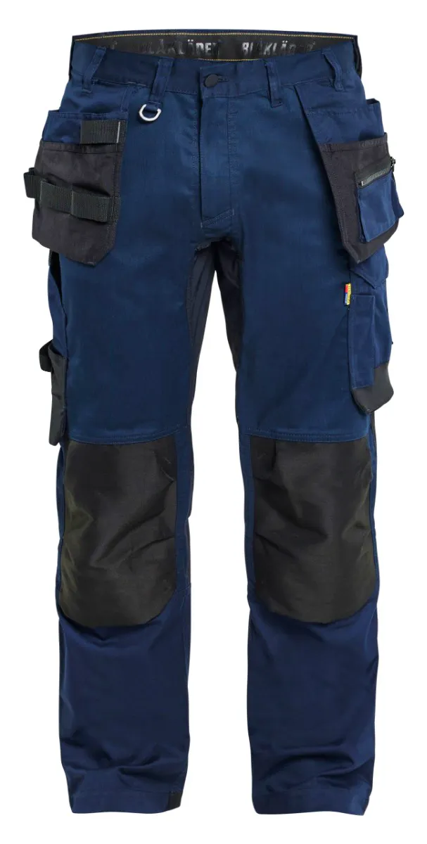 Dunkelmarineblau