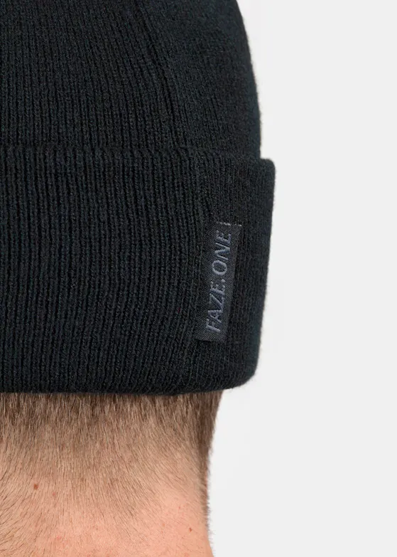Faze.One Beanie F-Emblem