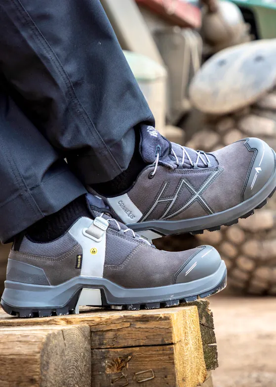 Haix Connexis Safety+ GTX Low Grey-Silver S3 Werkschoen