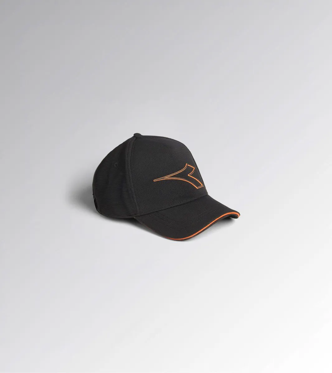 Schwarz