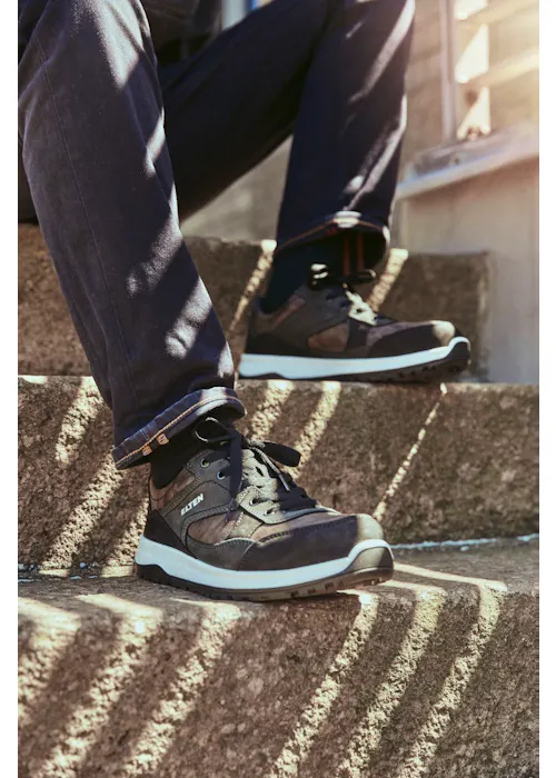 Chaussure de sécurité Elten Runaway Black Low ESD S3S