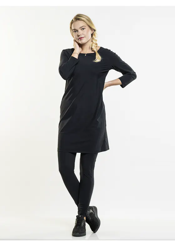 Anise Black Dress