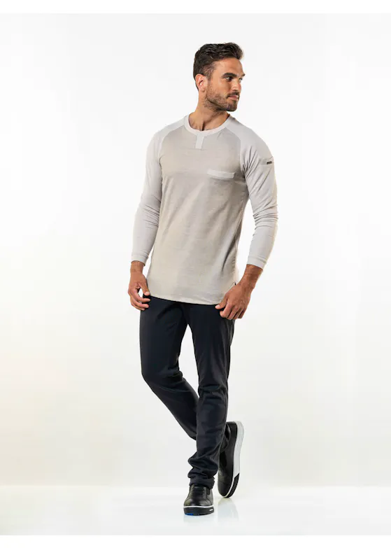 Chaud Devant Valenta UFX Sand LS T-shirt