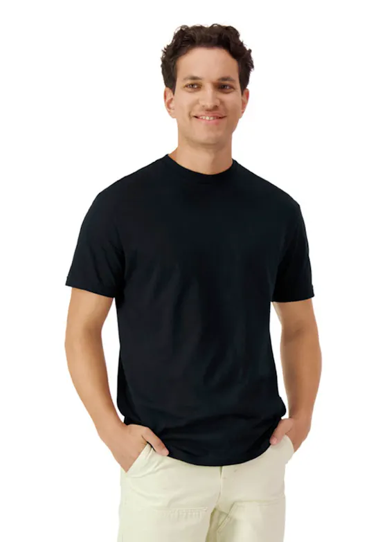 Gildan 3000 T-shirt — Light Cotton, Regular Fit