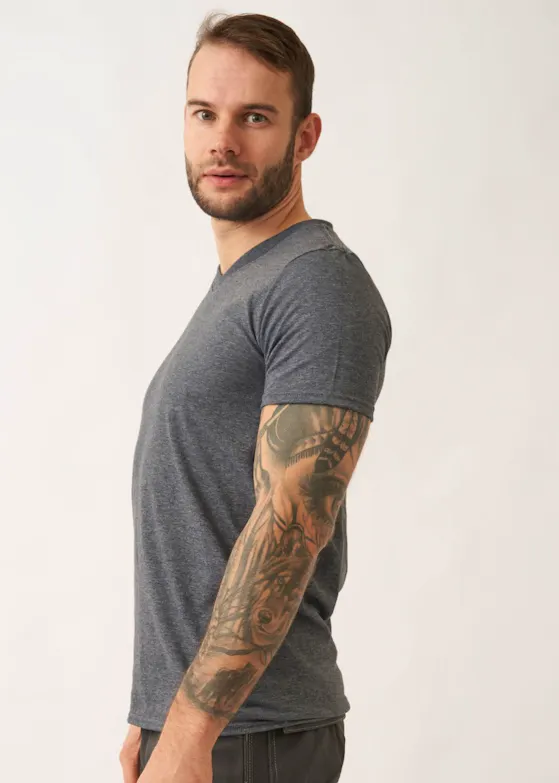 Gildan V-Neck SoftStyle Regular Fit Herren-T-Shirt