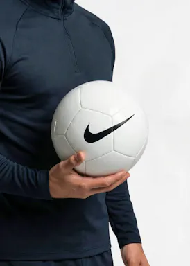 Nike Pitch Ball HV6337