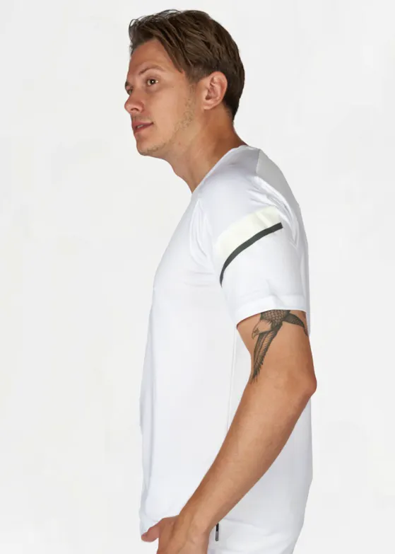 Mascot Individualisiertes T‑Shirt — Moderne Passform